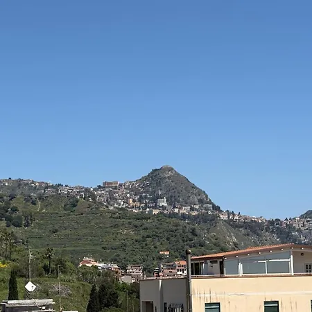 Apartment Aurelio's House Giardini Naxos